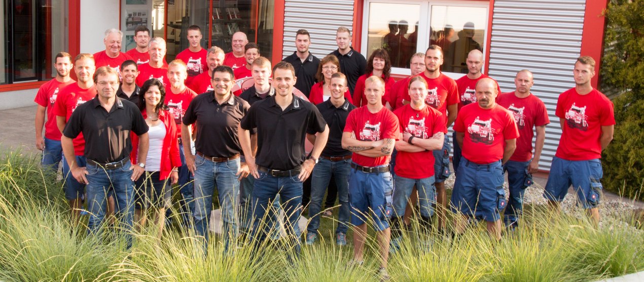 Team Baumhauer Mitarbeiterfoto der Firma Hallenbau Baumhauer
