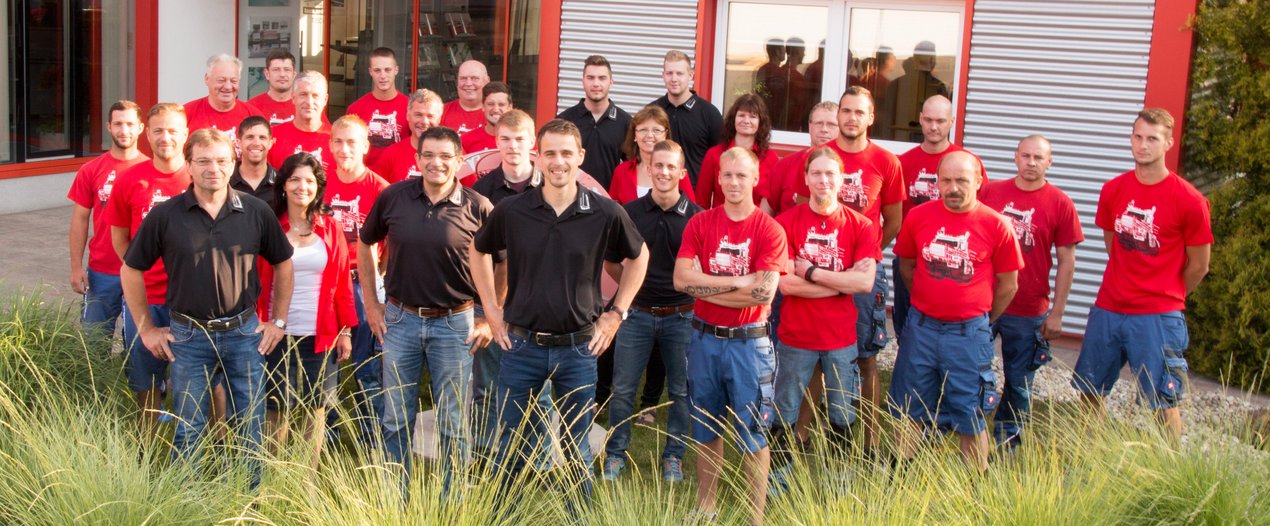 Team Baumhauer Mitarbeiterfoto der Firma Hallenbau Baumhauer